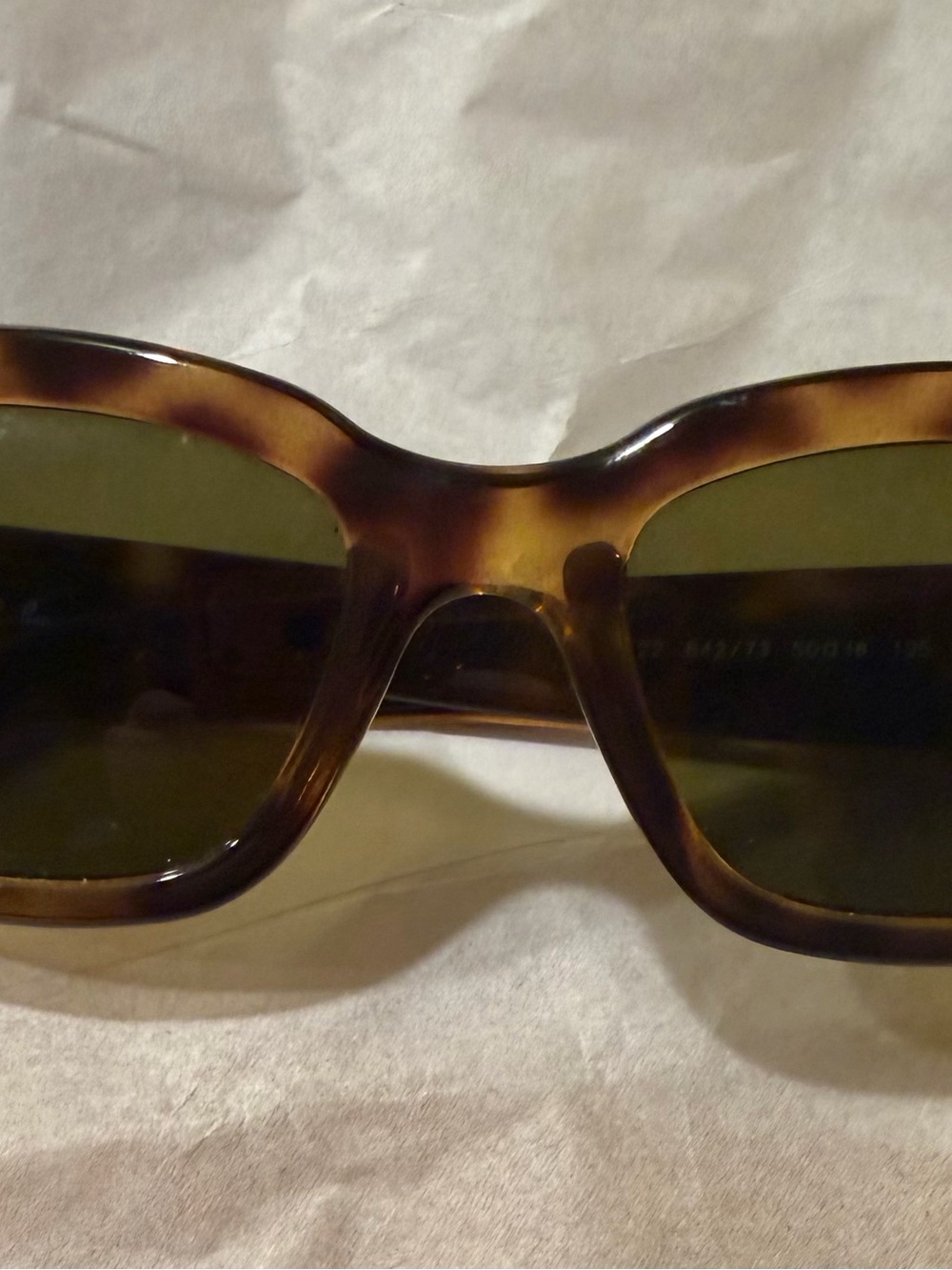 Ray-Ban Tortoiseshell Frame Sunglasses with Dark Green Lenses